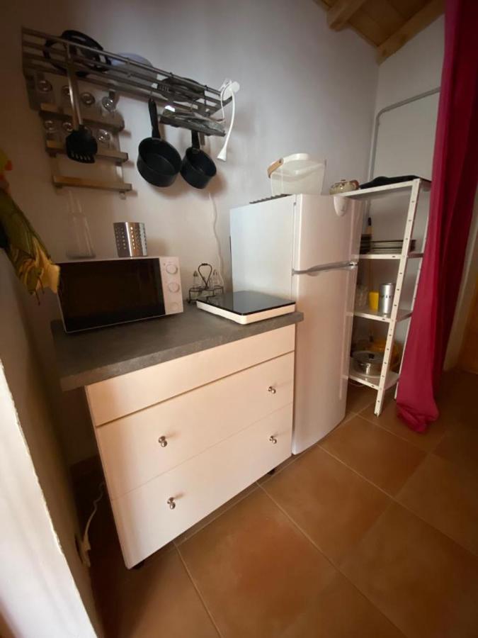 Au Mazet Du Parc Bed & Breakfast Ledenon Exterior photo