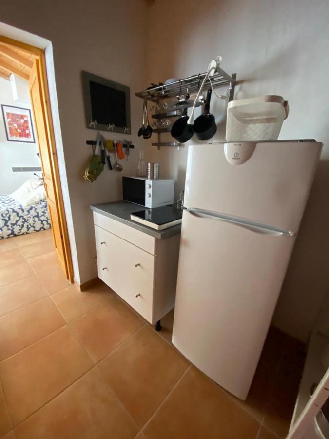 Au Mazet Du Parc Bed & Breakfast Ledenon Exterior photo